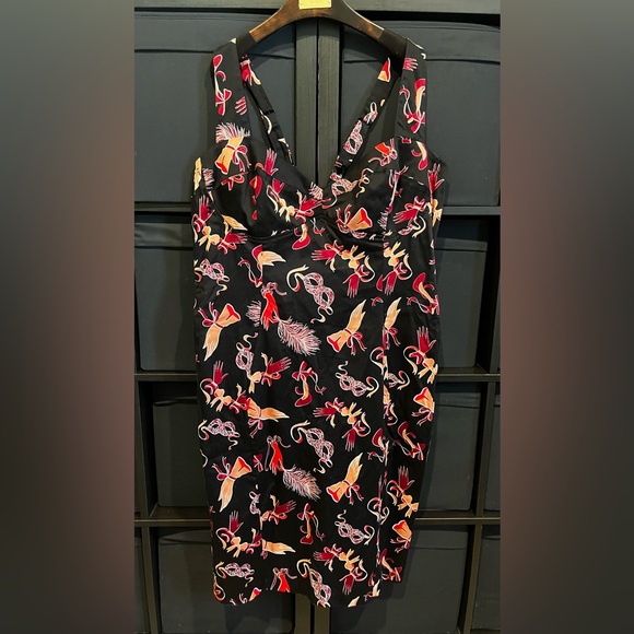 Pinup Couture PUG Laura Byrnes Jayne Wiggle Dress In Fetish Size 3XL NWT - Picture 1 of 8